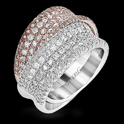 Right Hand Ring in 18k Gold with Diamonds