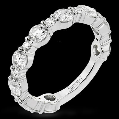 Right Hand Ring in 18k Gold with Diamonds