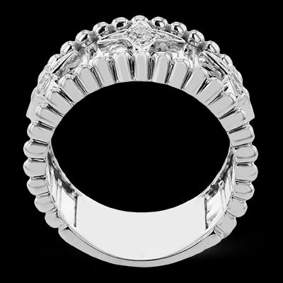 Right Hand Ring in 18k Gold with Diamonds