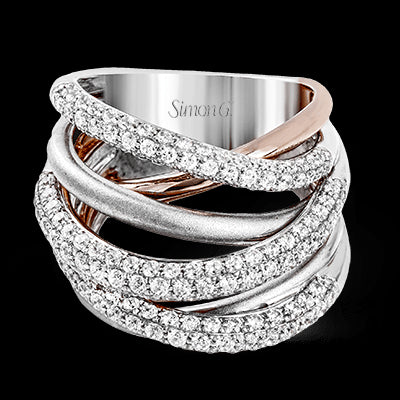 Right Hand Ring in 18k Gold with Diamonds