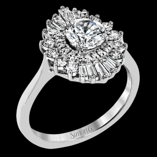 Engagement Ring in 18k Gold with Diamonds