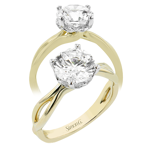 Engagement Ring in 18k Gold with Diamonds