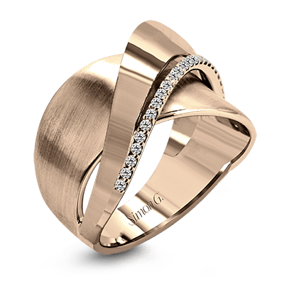 Right Hand Ring in 18k Gold with Diamonds