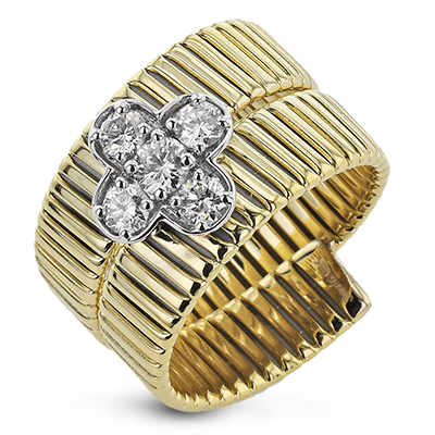 Right Hand Ring in 18k Gold with Diamonds