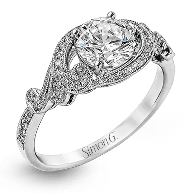 Engagement Ring in 18k Gold with Diamonds