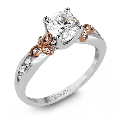 Engagement Ring in 18k Gold with Diamonds