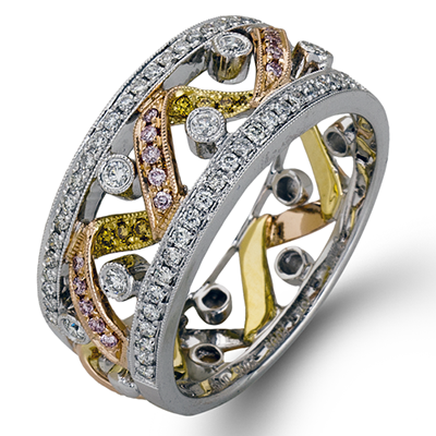 Right Hand Ring in 18k Gold with Diamonds