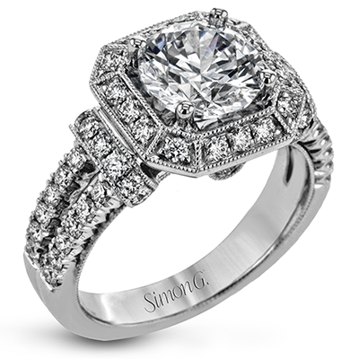 Engagement Ring in 18k Gold with Diamonds