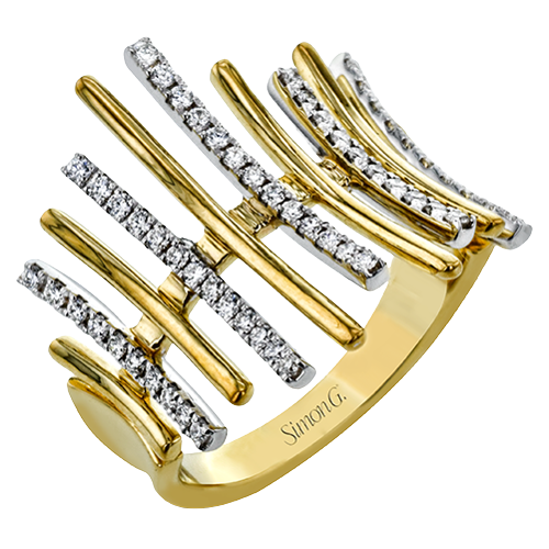 Right Hand Ring in 18k Gold with Diamonds