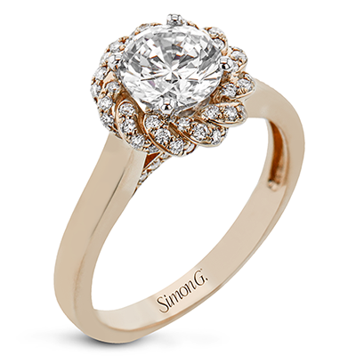 Engagement Ring in 18k Gold with Diamonds