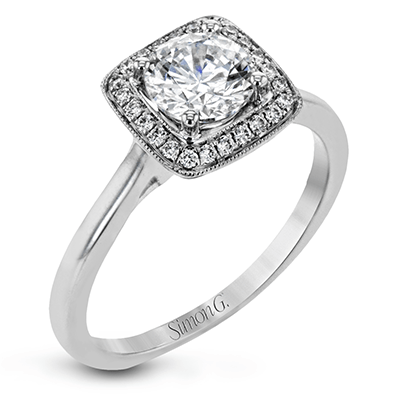 Engagement Ring in 18k Gold with Diamonds