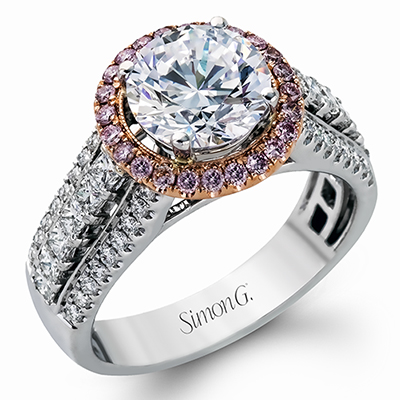 Engagement Ring in 18k Gold with Diamonds