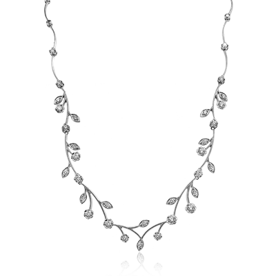 Necklace in 14k Gold with Diamonds