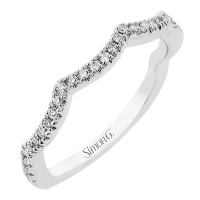 Round Diamond Engagement Ring in 14K Gold, 18K Gold and Platinum