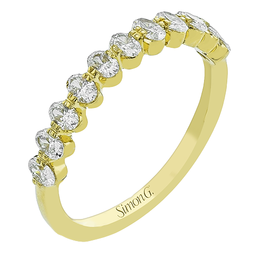 Natural Diamond Anniversary Ring in 18K Gold