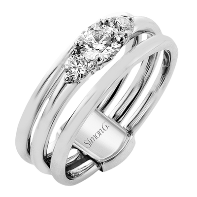 Round Diamond Engagement Ring in 14K Gold, 18K Gold and Platinum