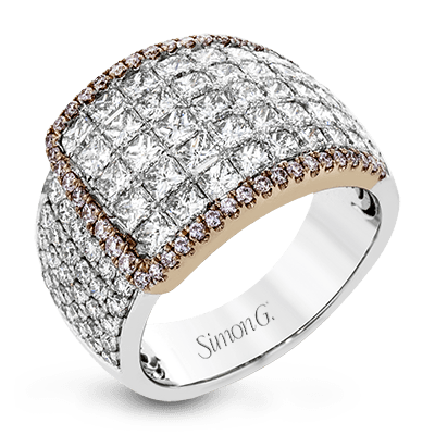 Right Hand Ring in 18k Gold with Diamonds