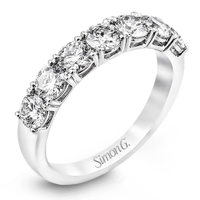 Anniversary Ring in Platinum with Diamonds