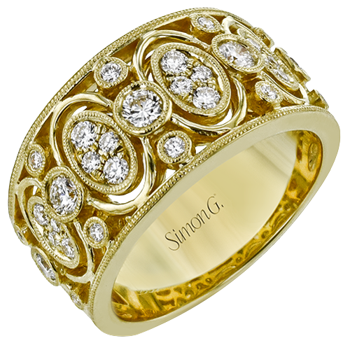 Right Hand Ring in 18k Gold with Diamonds