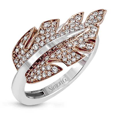 Right Hand Ring in 18k Gold with Diamonds