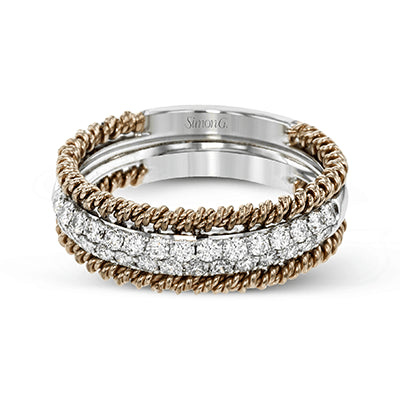 Right Hand Ring in 18k Gold with Diamonds
