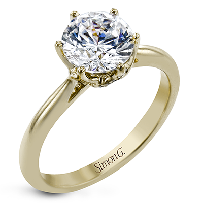 Engagement Ring in 18k Gold with Diamonds