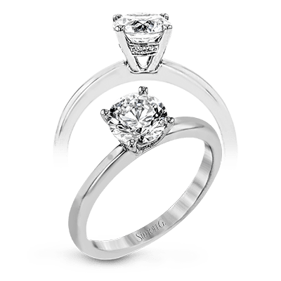 Engagement Ring in 18k Gold with Diamonds