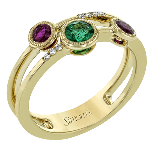 Color Ring in 18k Gold with Diamonds