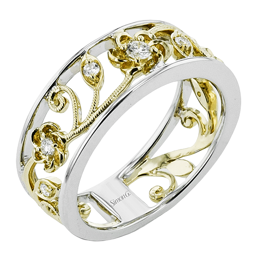 Right Hand Ring in 18k Gold with Diamonds