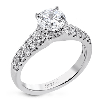 Engagement Ring in 18k Gold with Diamonds