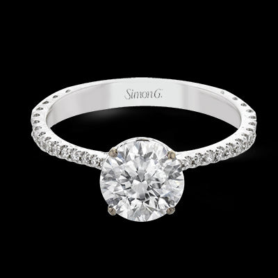 Engagement Ring in 18k Gold with Diamonds