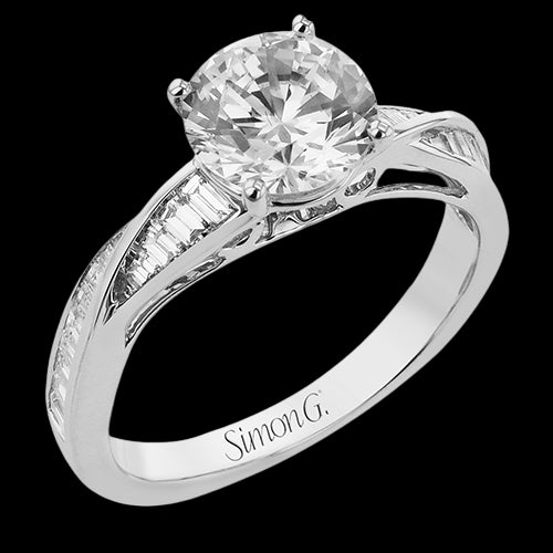 Engagement Ring in 18k Gold