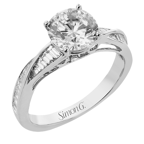 Engagement Ring in 18k Gold