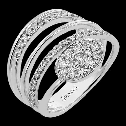Right Hand Ring in 18k Gold with Diamonds