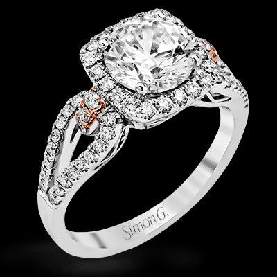 Engagement Ring in 18k Gold with Diamonds