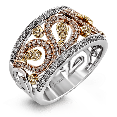 Right Hand Ring in 18k Gold with Diamonds