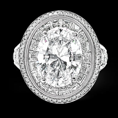 Engagement Ring in 18k Gold with Diamonds