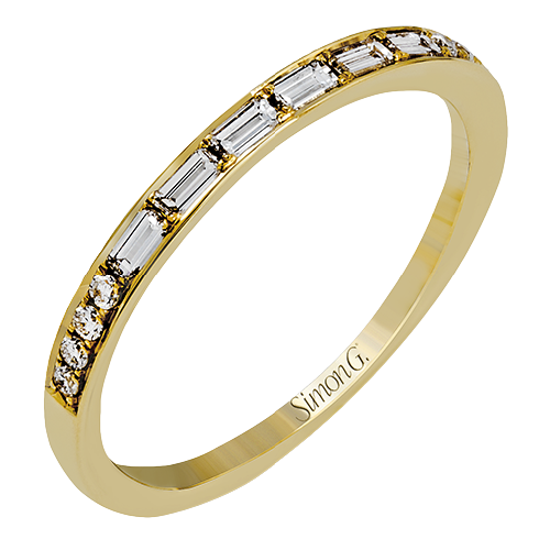 Wedding Band in 18k Gold with Diamonds