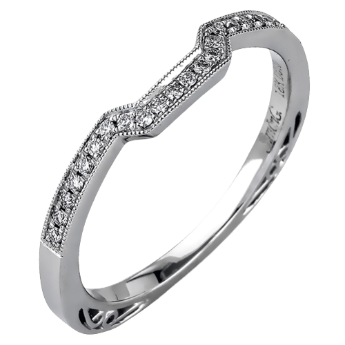 Engagement Ring in 18k Gold with Diamonds