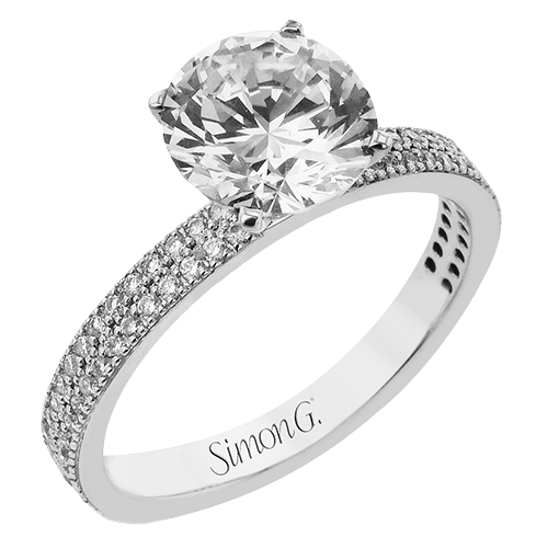 Engagement Ring in 18k Gold with Diamonds