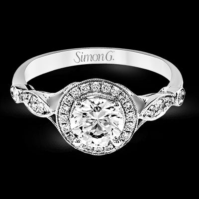 Engagement Ring in 18k Gold with Diamonds