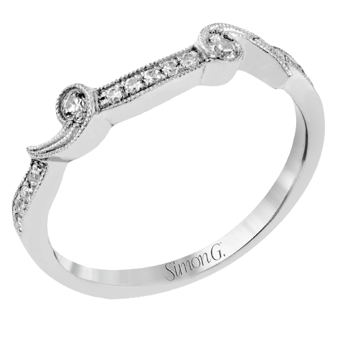 Engagement Ring in 18k Gold with Diamonds